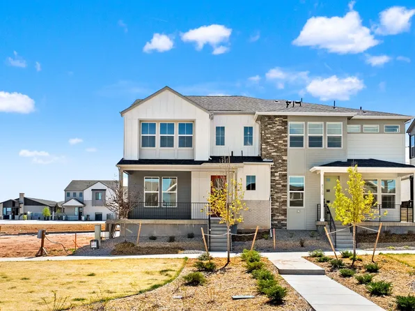 8741 Whiteclover St, Littleton, CO 80125