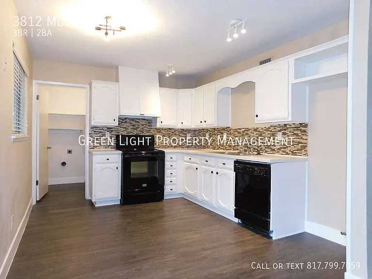 3812 Mulberry Ln — Photo 6