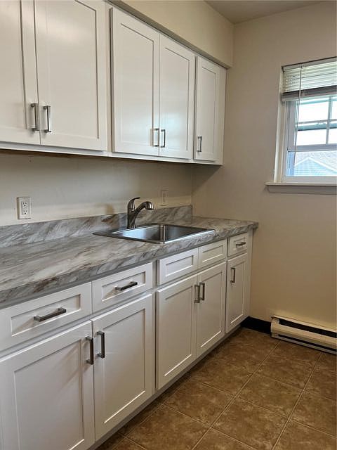 2nd image of 43 Oak St APT 11