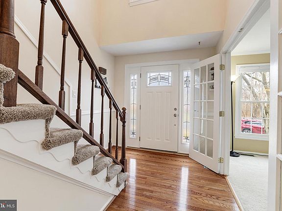 4th image of 3520 Honey Locust Ct
