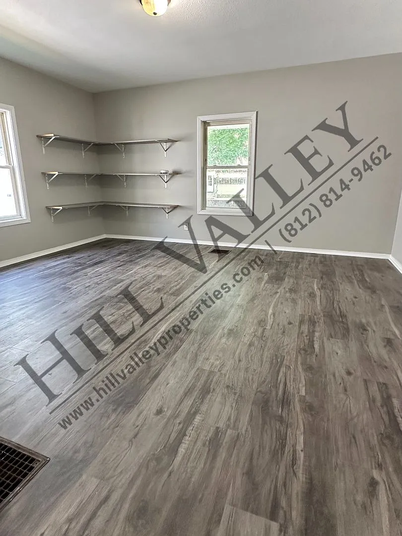 Three Bedroom Home — Photo 4