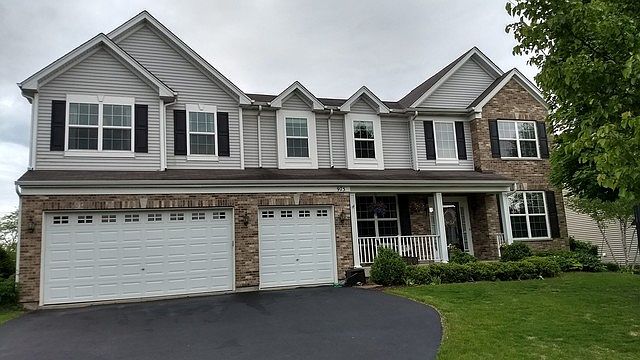 1st image of 975 Galena Dr