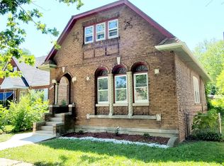 9616 S Dobson Ave, Chicago, IL