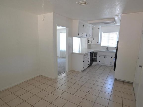 5th image of 9380 Pike Rd