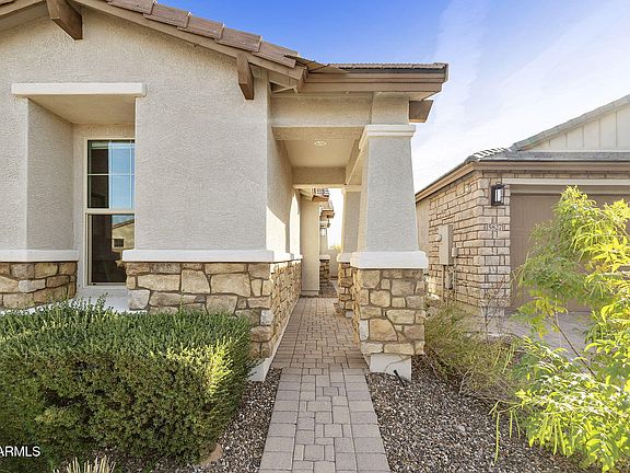 3rd image of 5823 S Del Rancho