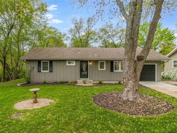 714 SE Green St, Lees Summit, MO 64063