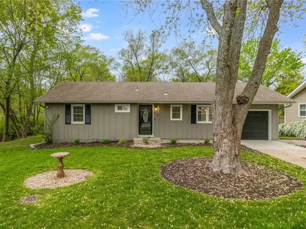 714 SE Green St, Lees Summit, MO 64063