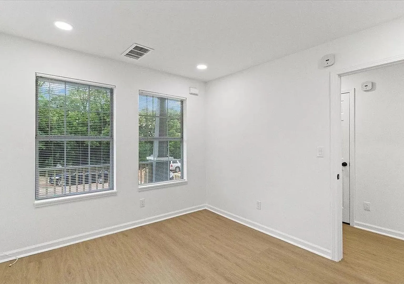 Room in 4 Bedroom Home at Fair St SW — Photo 3
