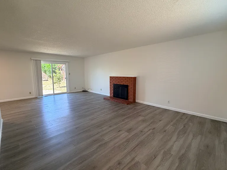 35108 Perry Rd — Photo 4