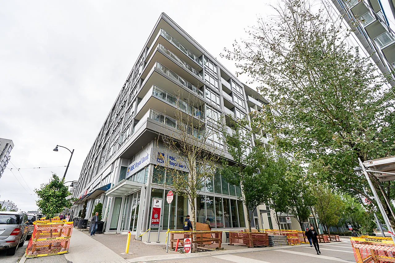 1 bed, 450 sqft, $2,200 — Photo 1