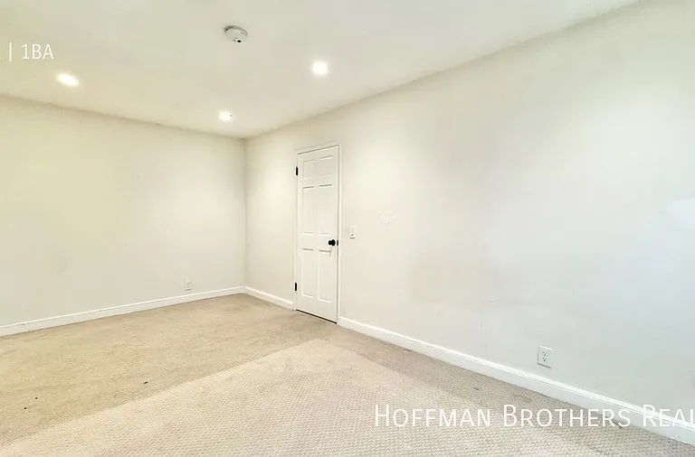 1217 Westerly Ter #1 — Photo 7