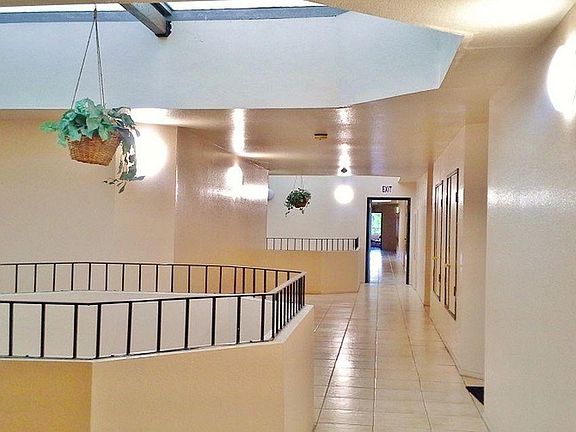 3rd image of 715 E Acacia Ave #309