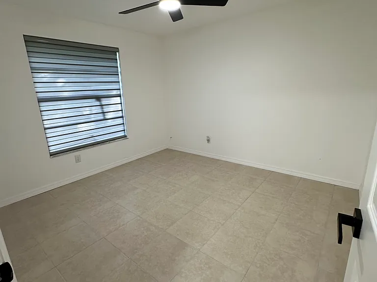 1200 Moore Ave — Photo 7