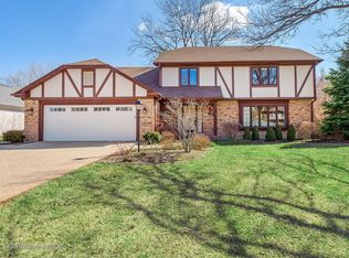 8115 S Park Ave, Burr Ridge, IL 60527