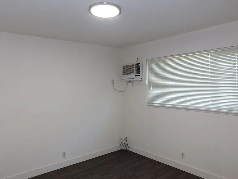 3010 T St — Photo 6
