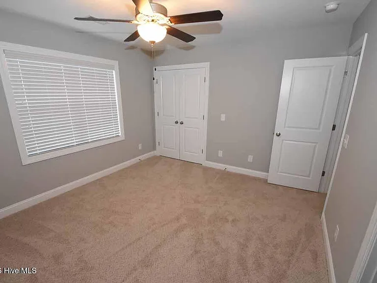 124 Chandler Dr #B — Photo 11