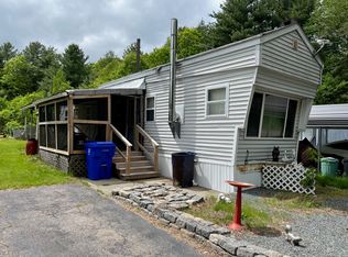 31 Willow Ter, Taunton, MA 02780