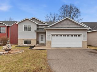 1208 Knickerbocker Ct, Sartell, MN 56377