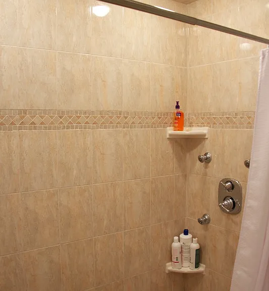 1089 Beacon St #1 — Photo 12