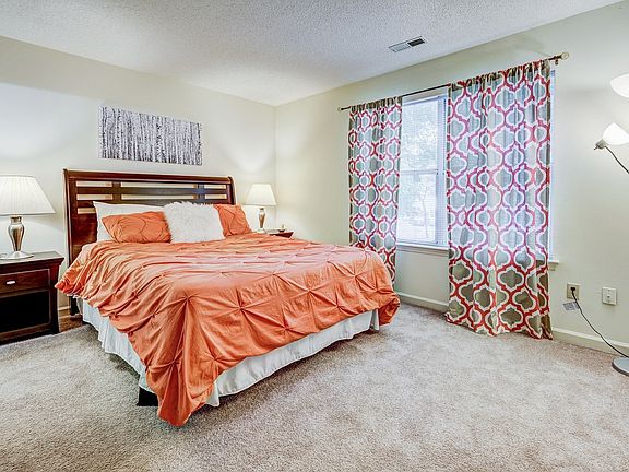 3rd image of 600 Scotia Ln #56-20A