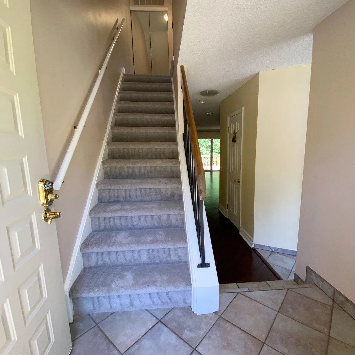 3 bed, 4.0 bath, 1538 sqft, $3,100 — Photo 3