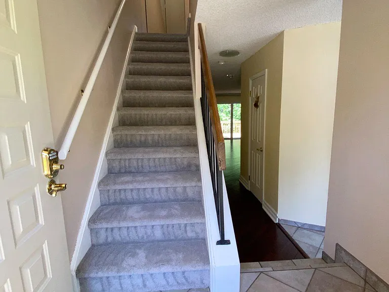326 Brigade Ct — Photo 3