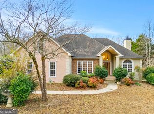 445 Countryside Dr, McDonough, GA 30252