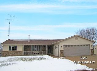 222 Sunrise Ct, Belmont, WI 53510
