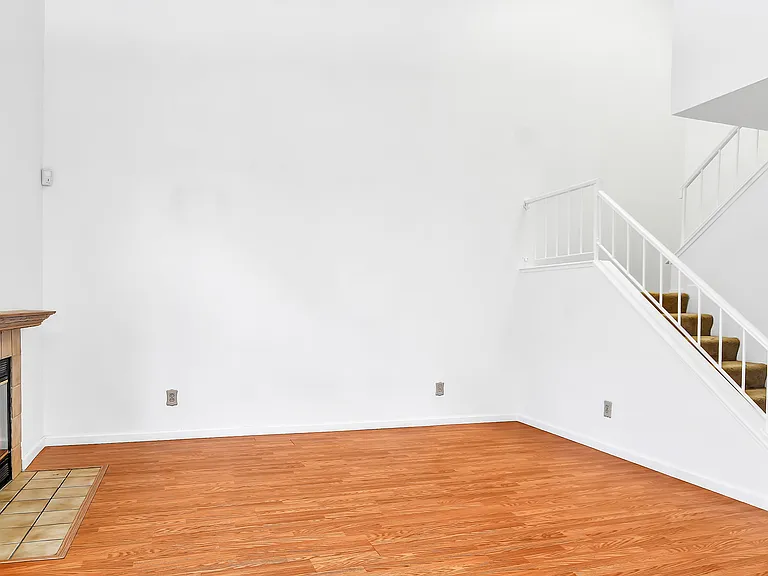 291 S Wildwood — Photo 14