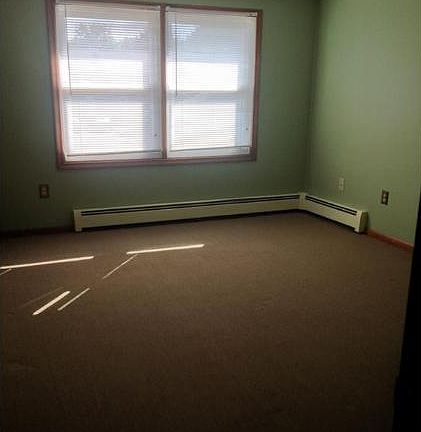 4th image of E3 Saint Marc Cir #3E
