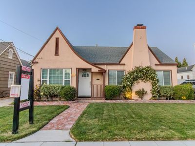 123 Chestnut St, Salinas, CA, 93901