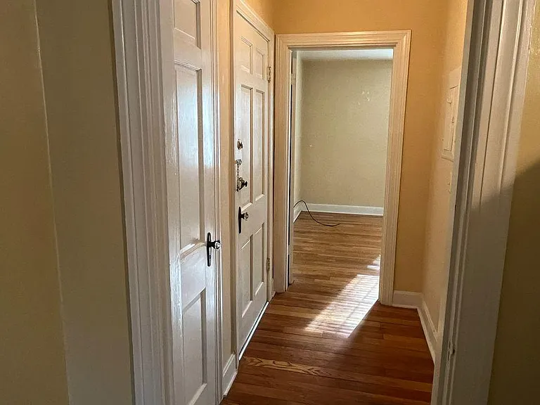 1112 Hilliard Ave #4 — Photo 10