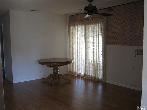 4th image of 1301 Saint Anthony Ln