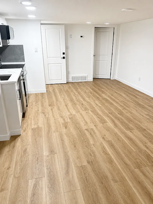 3 bed, 2.5 bath, $2,300 — Photo 1