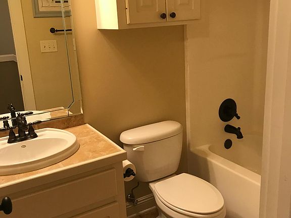 4th image of 158 Bellegrass Blvd