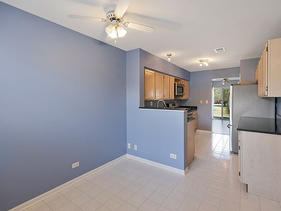 5th image of 1483 Ashbury Ln W