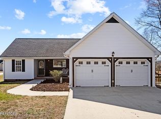 269 Countryside Dr, Sparta, TN 38583