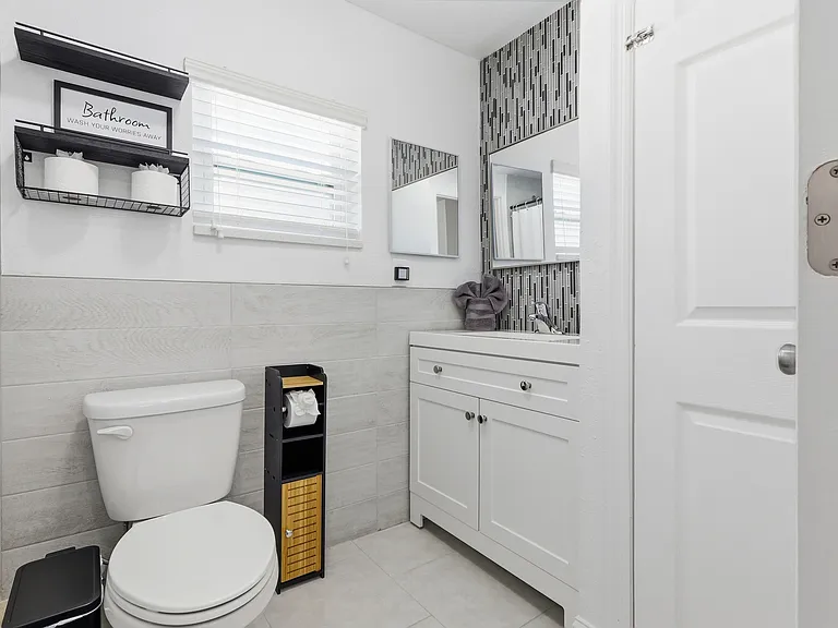 118 W Sligh Ave — Photo 14