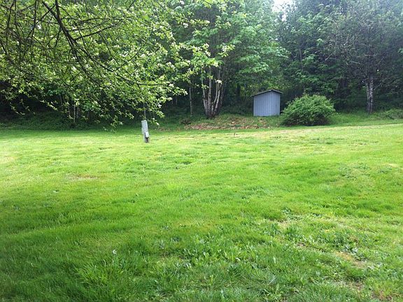 5th image of 208 Bonneville Dr