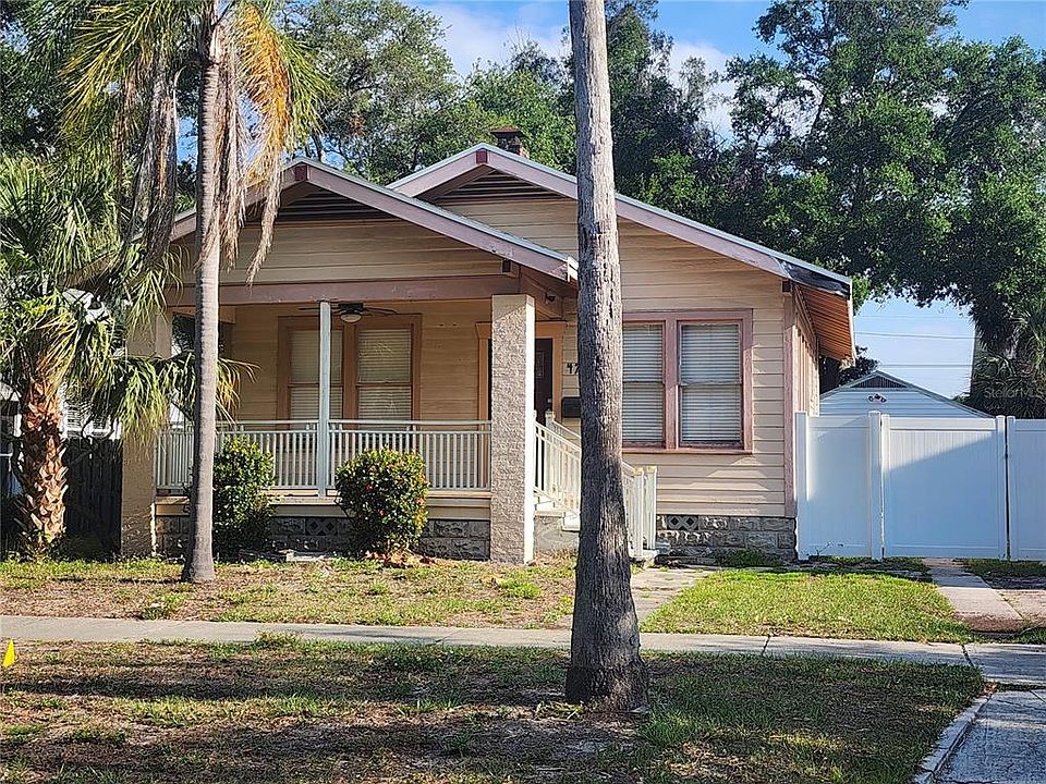 1st image of 475 11TH AVENUE N