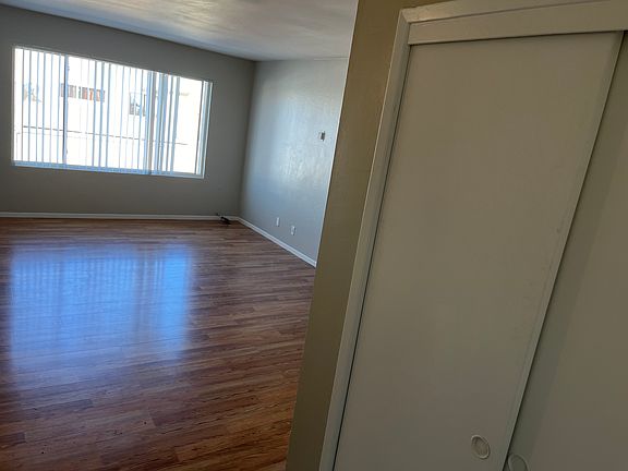 2nd image of 281 Price St APT 5
