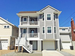 11 Pershing Ave, Manasquan, NJ 08736