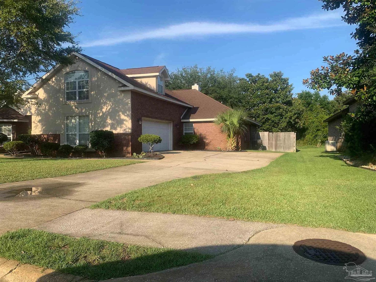 4 bed, 3.5 bath, 3000 sqft, $2,700 — Photo 3