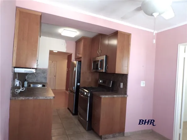 2265 Gerritsen Avenue image 7 of 19