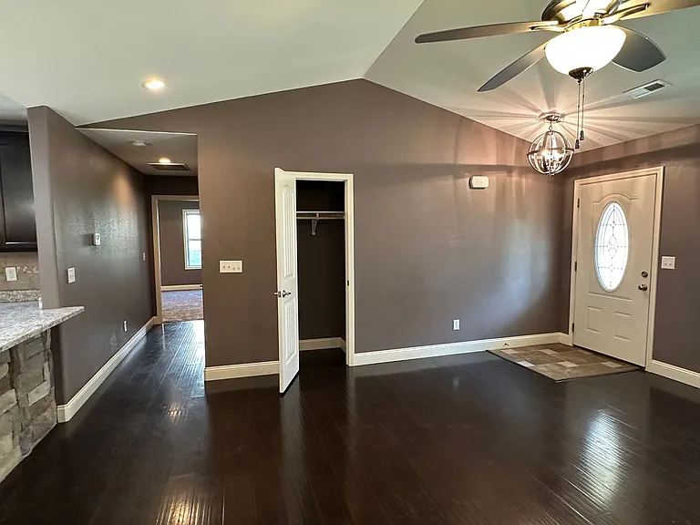 335 Lyle Curtis Cir — Photo 23