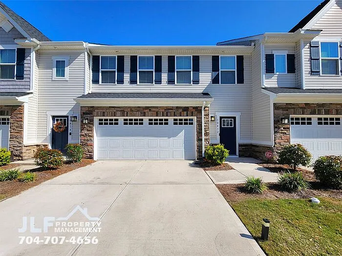 10412 Dalton Woods Ct — Photo 1