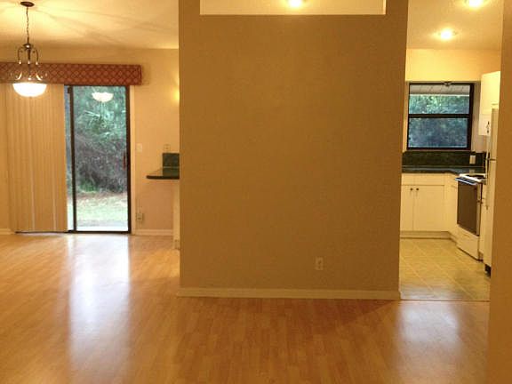 Home For Sale In Acreage