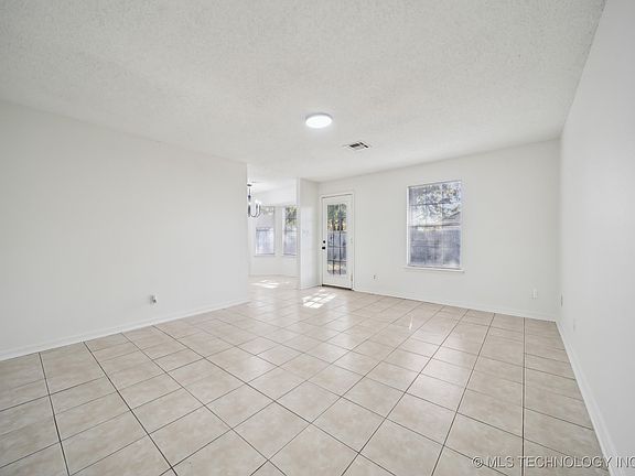 5th image of 9442 E Cherrywood Dr