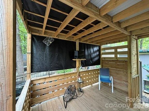 4th image of 108 Catawba