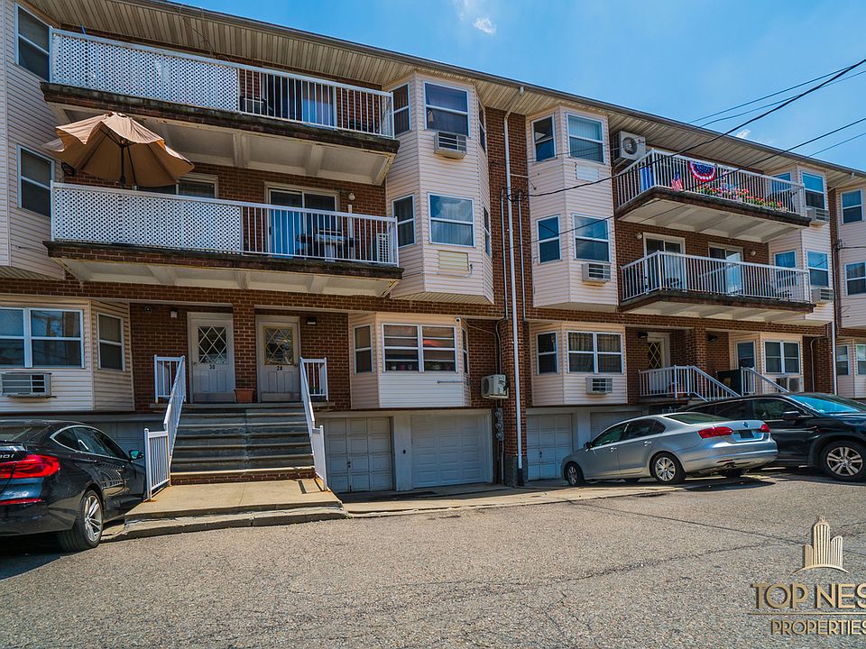 1st image of 28 Cove Ln #12B
